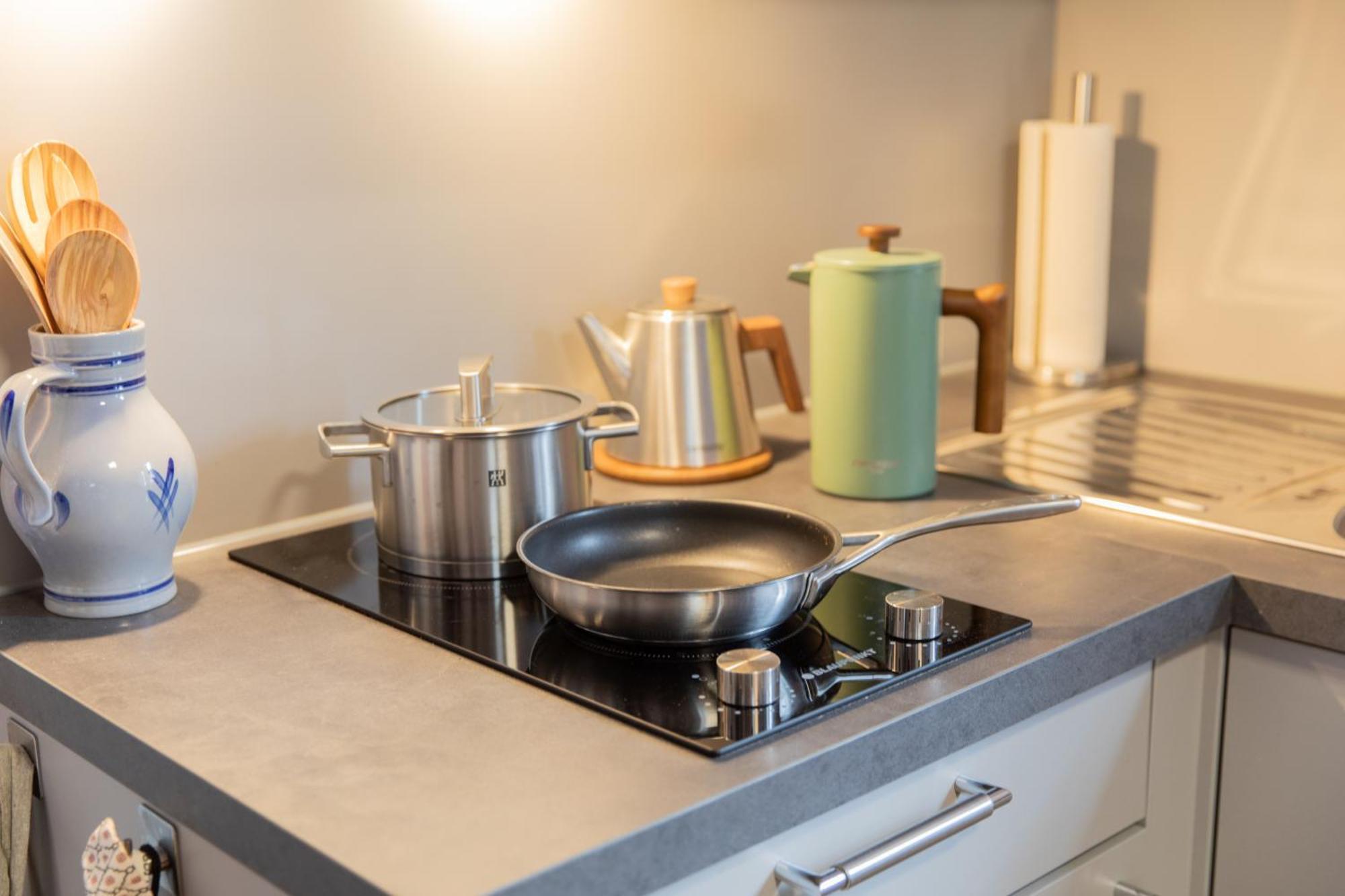 Altstadt Apartment Am Dom Wetzlar, 1 Zi, Kueche, Bad Mit Parkplatz Am Grundstueck ภายนอก รูปภาพ