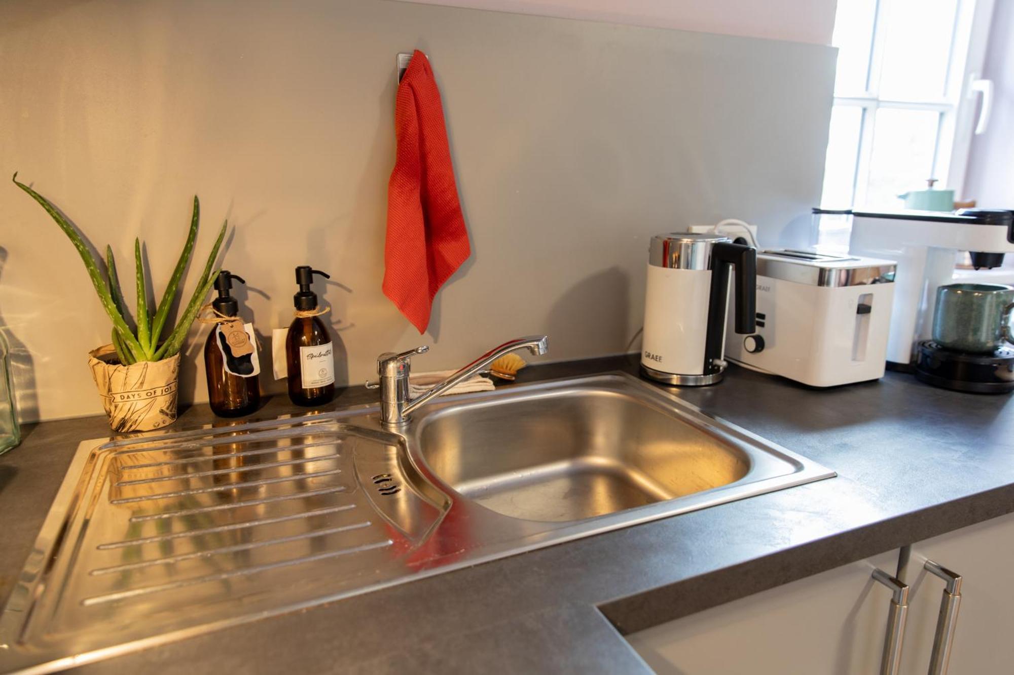 Altstadt Apartment Am Dom Wetzlar, 1 Zi, Kueche, Bad Mit Parkplatz Am Grundstueck ภายนอก รูปภาพ